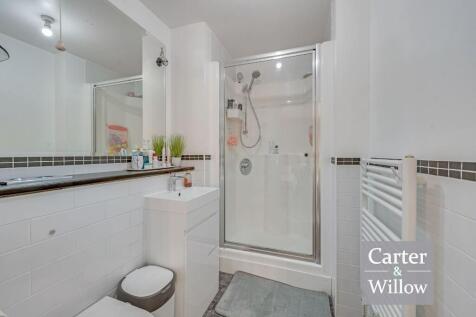 En suite shower room