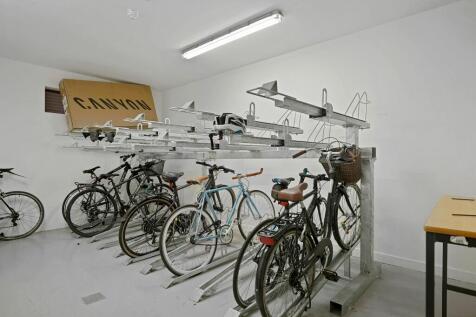 Bike rack room 