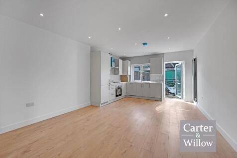 Kitchen/reception 