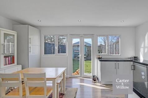 Dining/Utility room