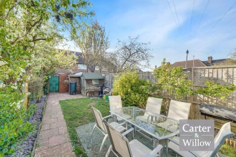Private rear garden 