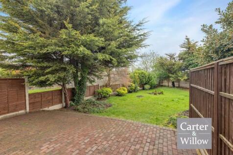Private rear garden 