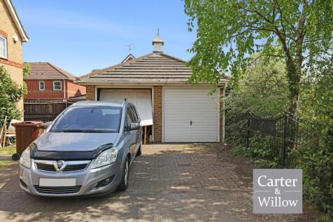 Detached Garage 