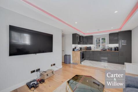 Kitchen/Reception 