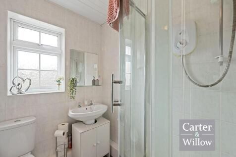 En suite shower room