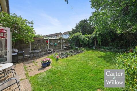 Private rear garden 