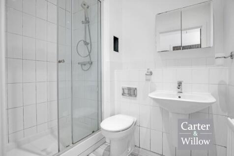 En suite shower room