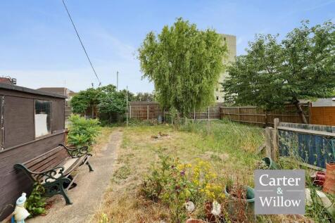 Private rear garden 