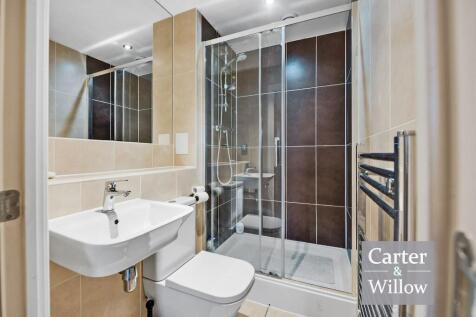 En suite shower room