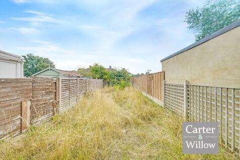 Private rear garden 