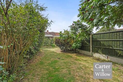 private rear garden