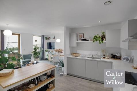 Kitchen/reception 