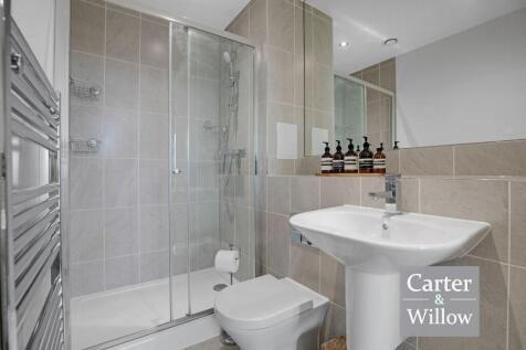 En suite shower room