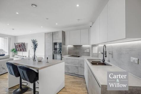 Kitchen/reception 