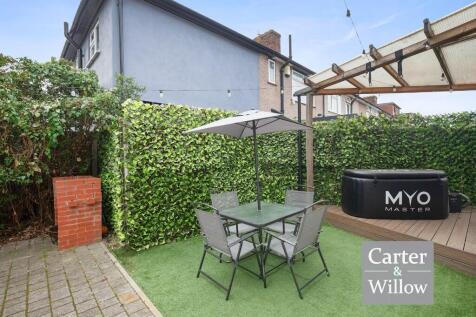 Private rear garden 