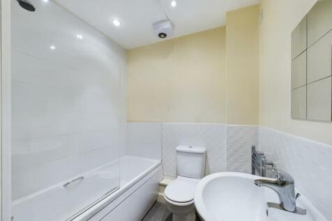 CAM02964G0-PR0314-STILL014.jpg