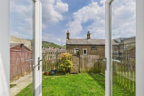 CAM02964G0-PR0360-STILL013.jpg