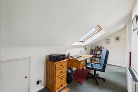 CAM01604G0-PR0587-STILL027.jpg