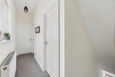 CAM05411G0-PR0029-STILL008.jpg