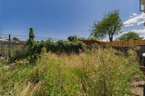 CAM05411G0-PR0049-STILL004.jpg