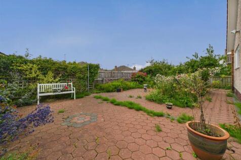 CAM05411G0-PR0073-STILL015.jpg