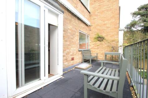 33 Oak Hill balco...