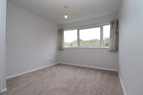 33 Oak Hill bedro...