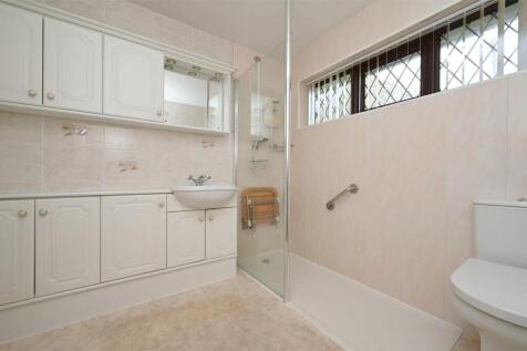 Shower Room.jpg