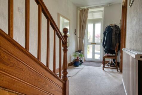 Entrance Hallway.jpg
