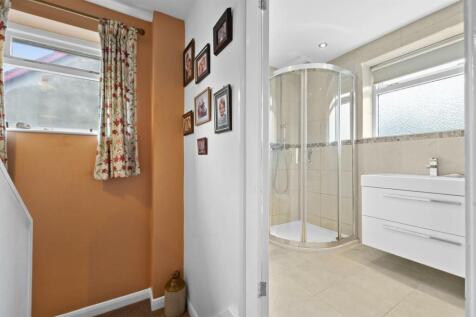 Bathroom - shower and vanity.jpg