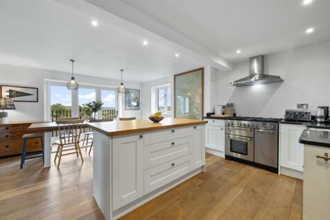 Kitchen  .jpg