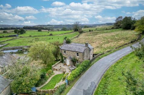 Cottage and countryside north-west.jpg