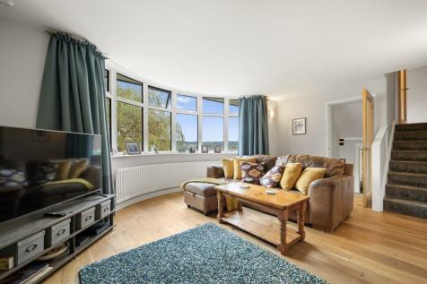 Sitting Room  .jpg