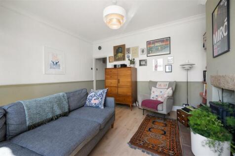 Sitting Room towards kitchen.jpg