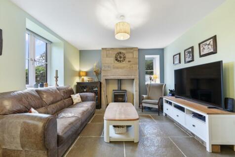 Living Room - fireplace.jpg