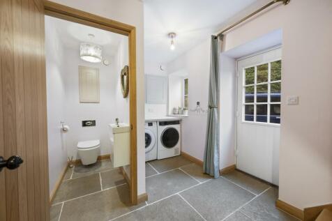 Utility Room and WC.jpg
