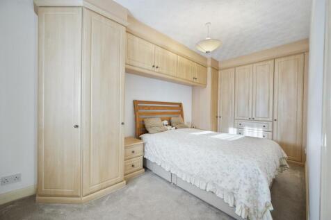 Bedroom One.jpg
