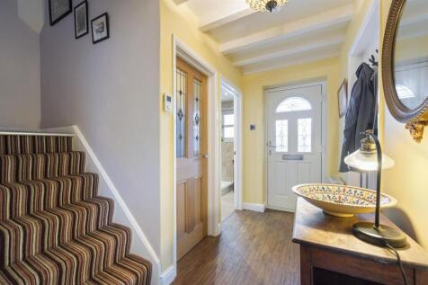 Entrance Hallway.jpg
