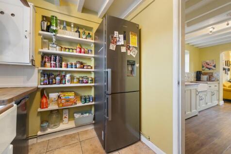 Utility Room - pantry shelves.jpg