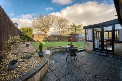 Rear Garden - porch and lawn.jpg