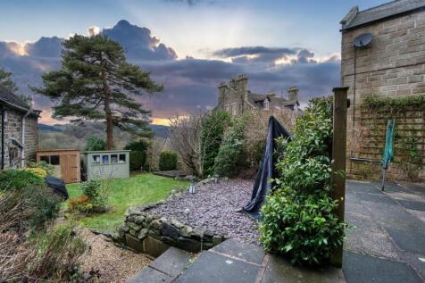 Rear Garden and dining patio.jpg