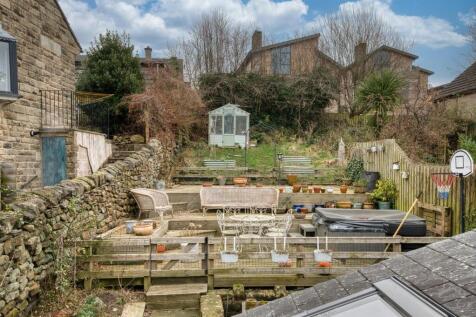Rear Garden  .jpg