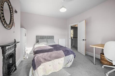 Bedroom Two towards landing.jpg