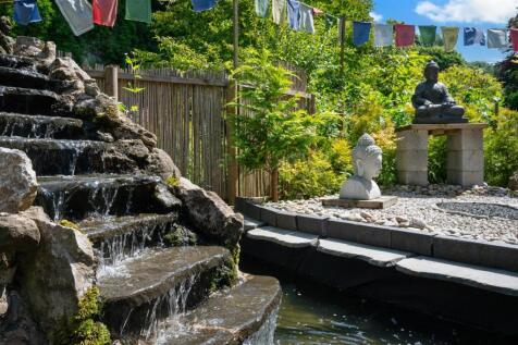 Waterfall.jpg