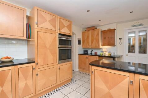 Kitchen to dining room.jpg