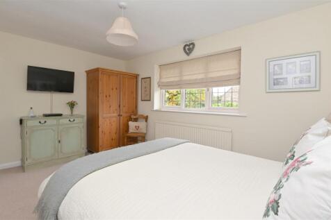 Bedroom 2 to window.jpg