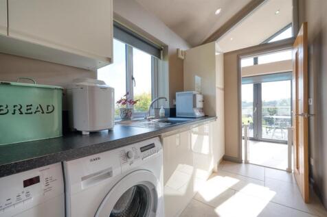 Utility Room.jpg