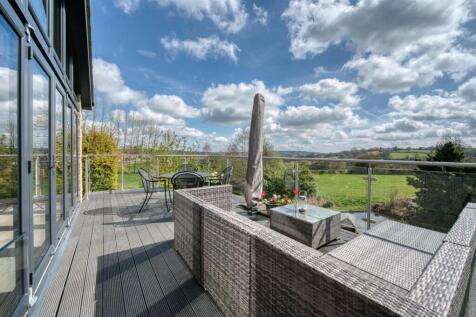 Balcony - seating and dining.jpg