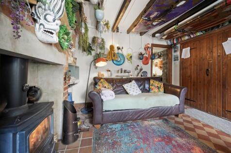 Sitting Room towards Kitchen.jpg