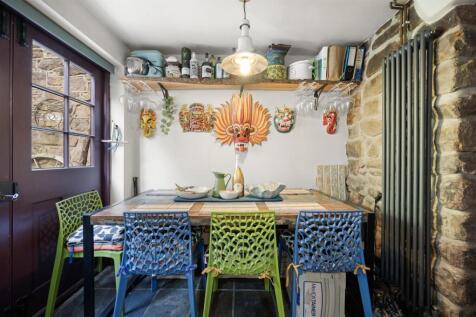 Dining area.jpg
